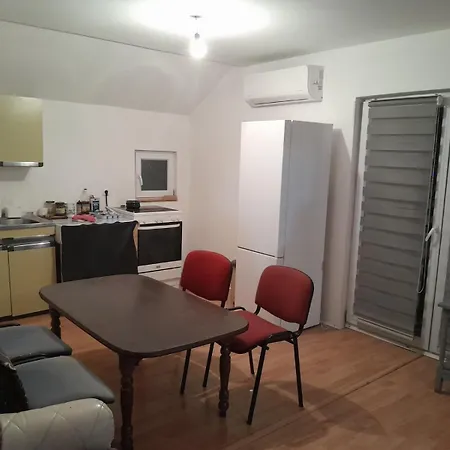 Rajlovac Apartment